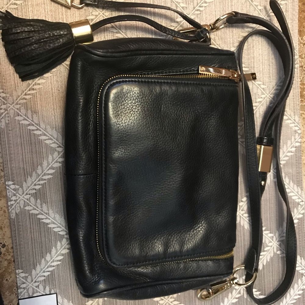 G.I.L.I all black leather RFID crossbody bag